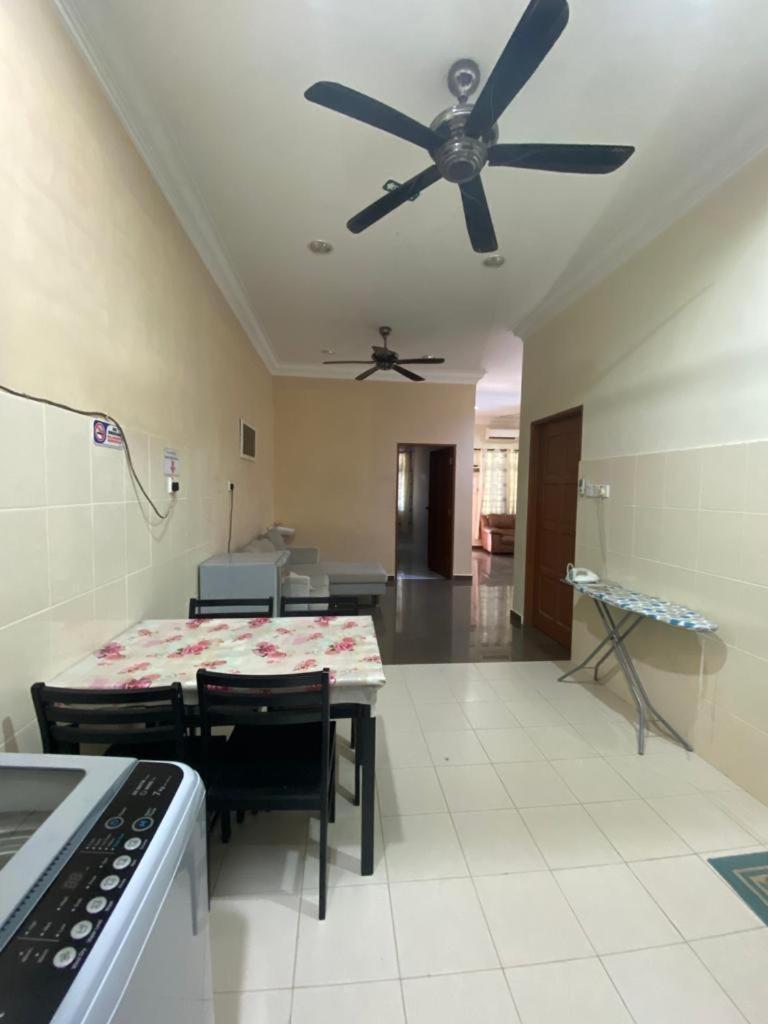 Homestay Tok Ma 1 Alur Tuman Marang Exterior foto